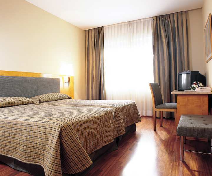 Nh Madrid Ventas Hotel Værelse billede