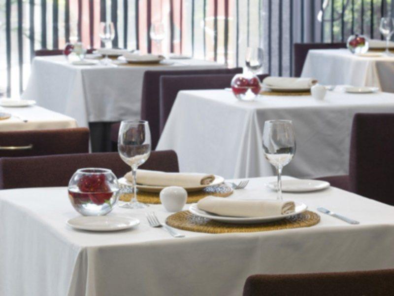 Nh Madrid Ventas Hotel Restaurant billede